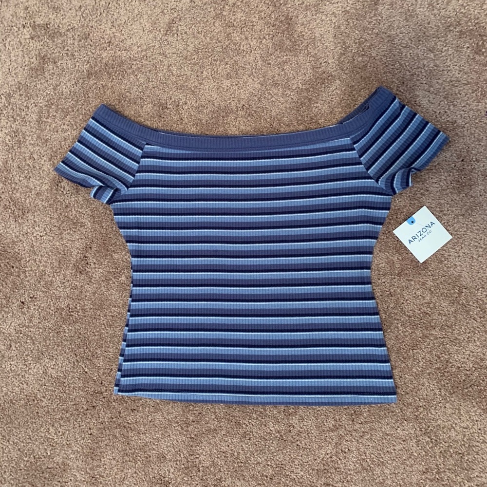 Arizona Jean Co. Off the Shoulder Top